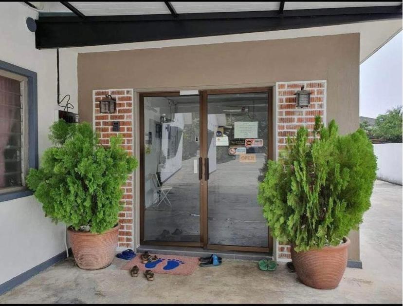 Raintown Inn Taiping Bagian luar foto